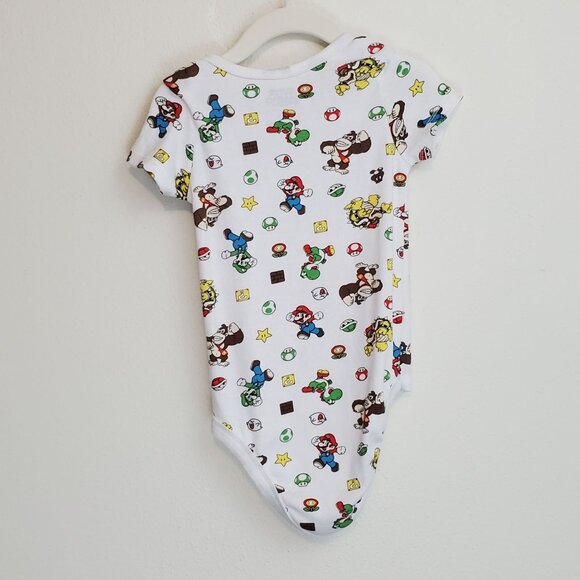 Super Mario Nintendo all-over-print baby onesie - Picture 8 of 9
